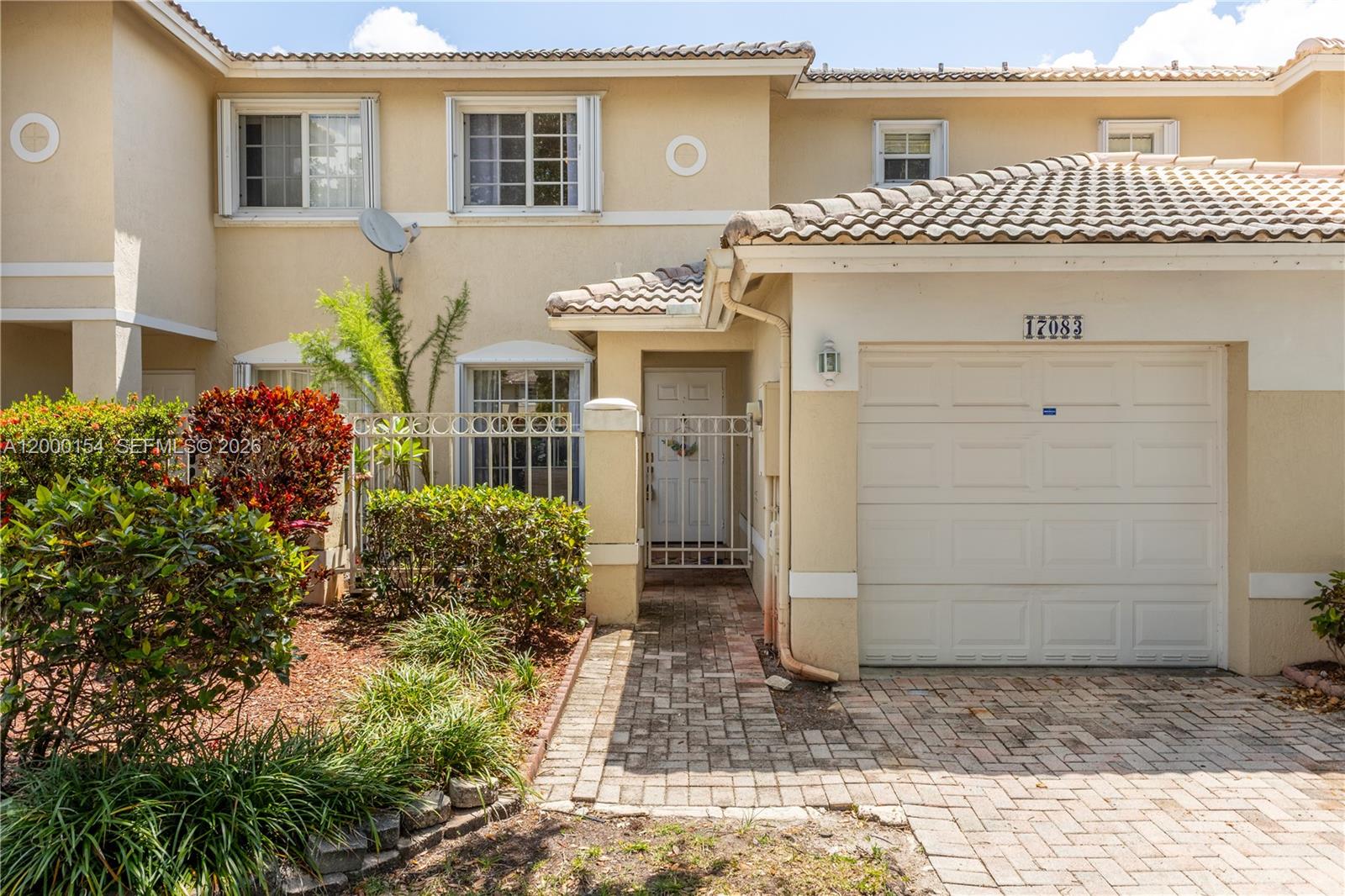 17083 NW 23rd Street, Pembroke Pines, FL 33028, Pembroke Pines