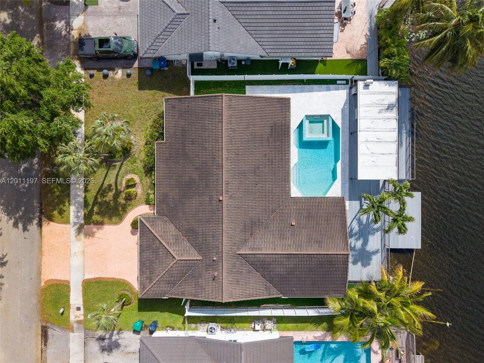 7410 Loch Ness Drive — photo 3