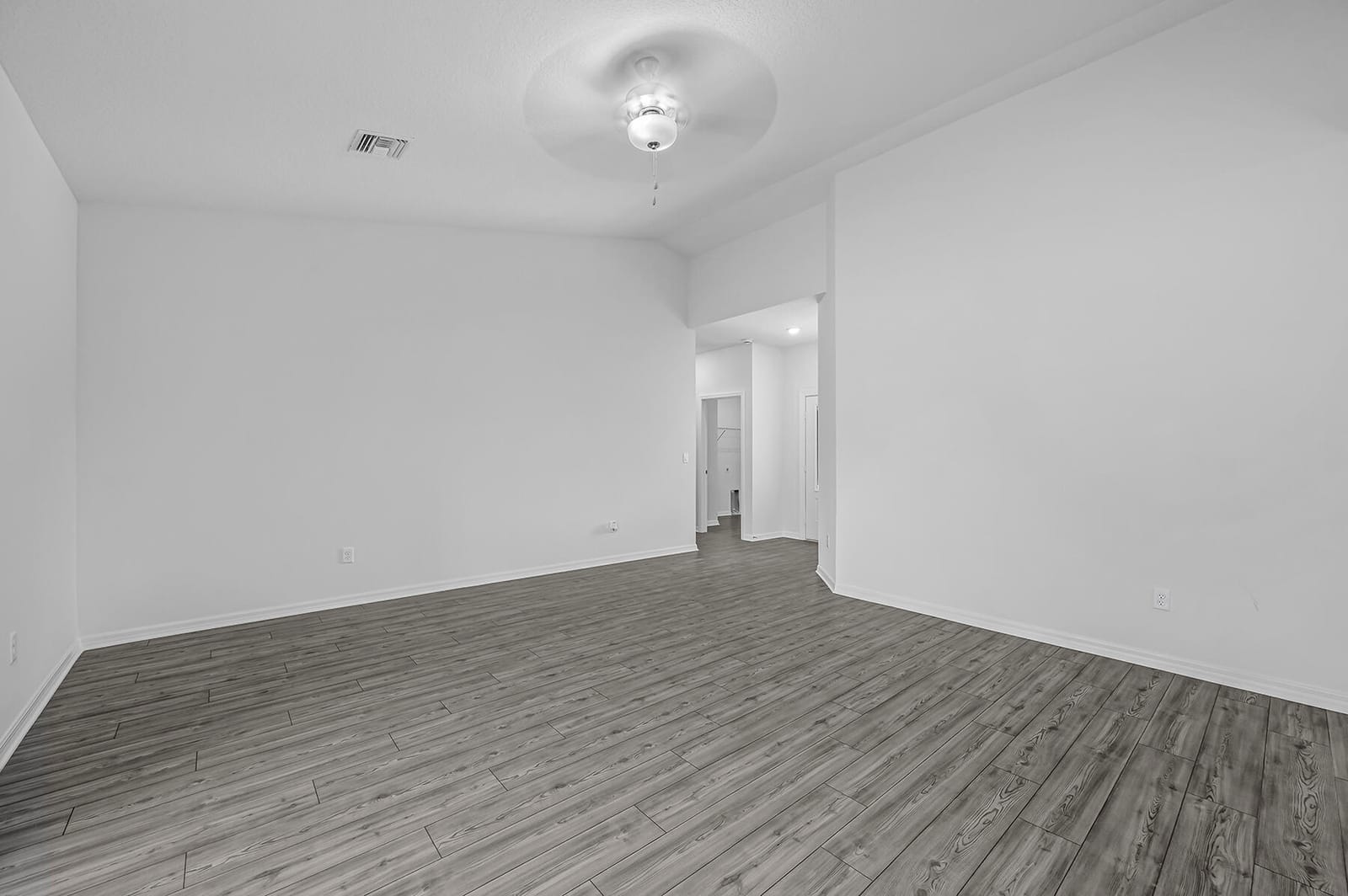 8446 104th Court, Vero Beach, FL 32967 photo 5