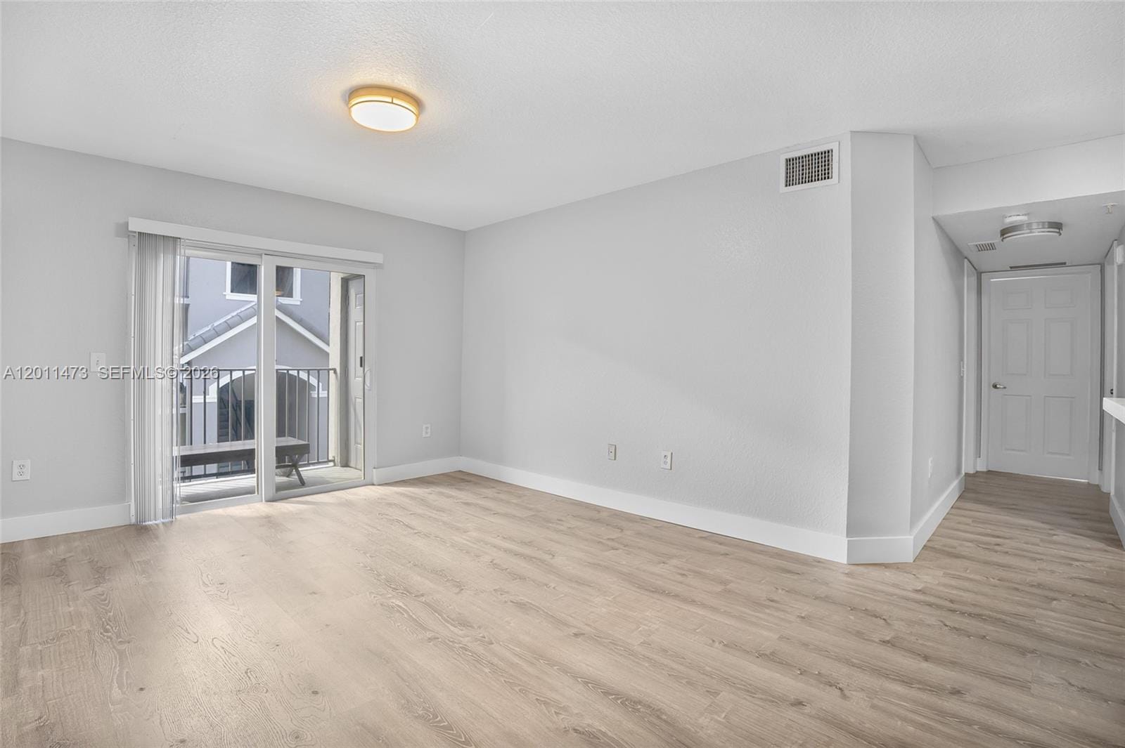 15410 SW 284th Street 8208 — photo 5