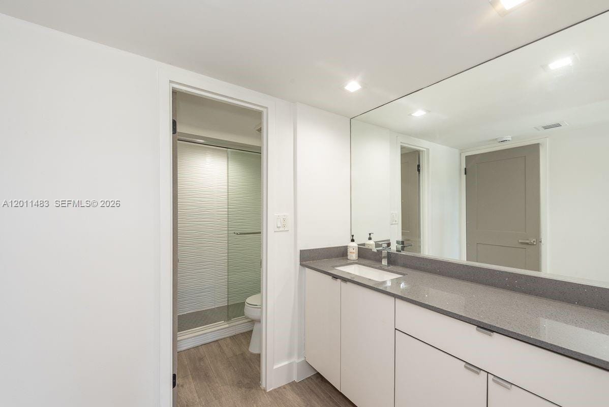 100 Bayview Drive 210 — photo 12