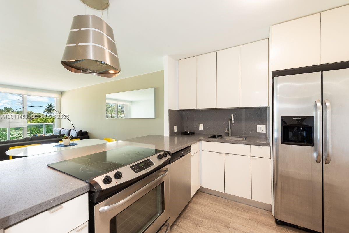 100 Bayview Drive 210, Sunny Isles Beach, FL 33160, Sunny Isles Beach