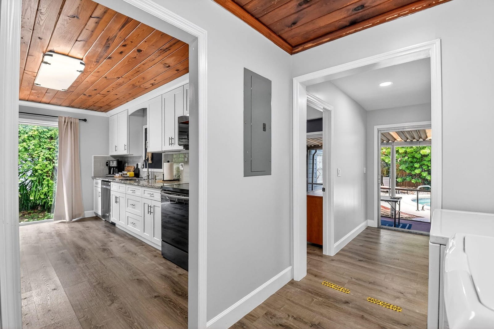 1123 Oak Street, West Palm Beach, FL 33405 photo 20