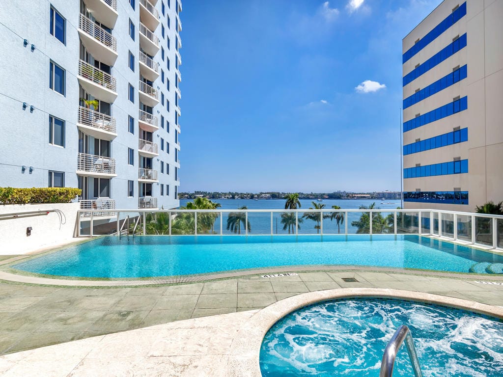 1551 N Flagler Drive 903 — photo 9
