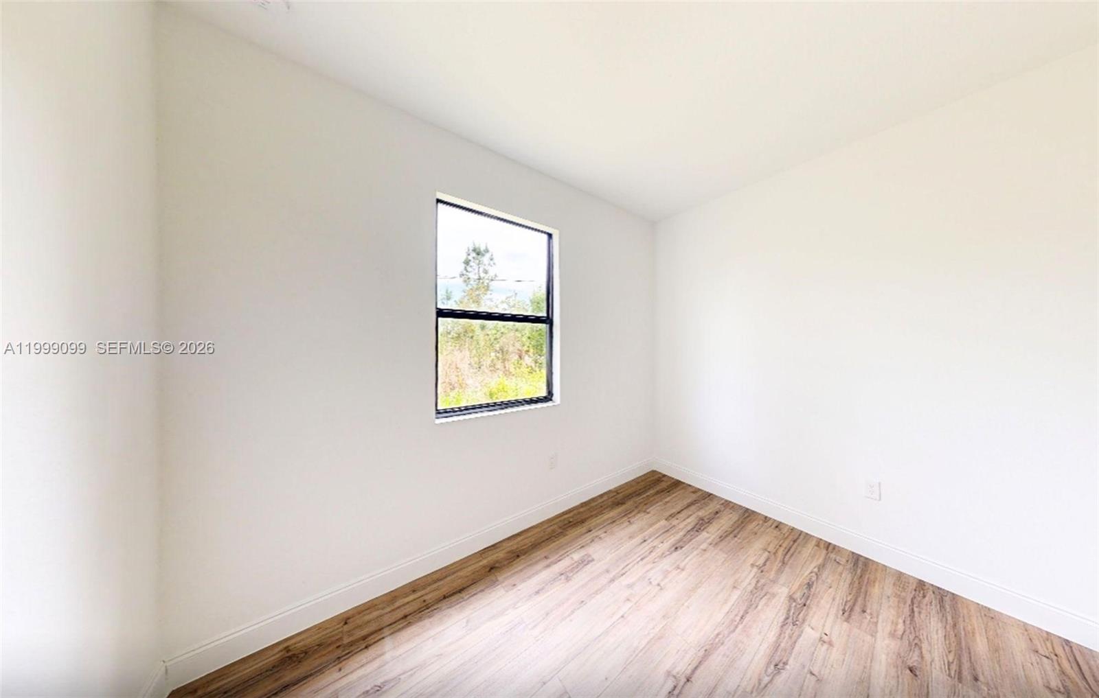 902 Magnolia Avenue — photo 8