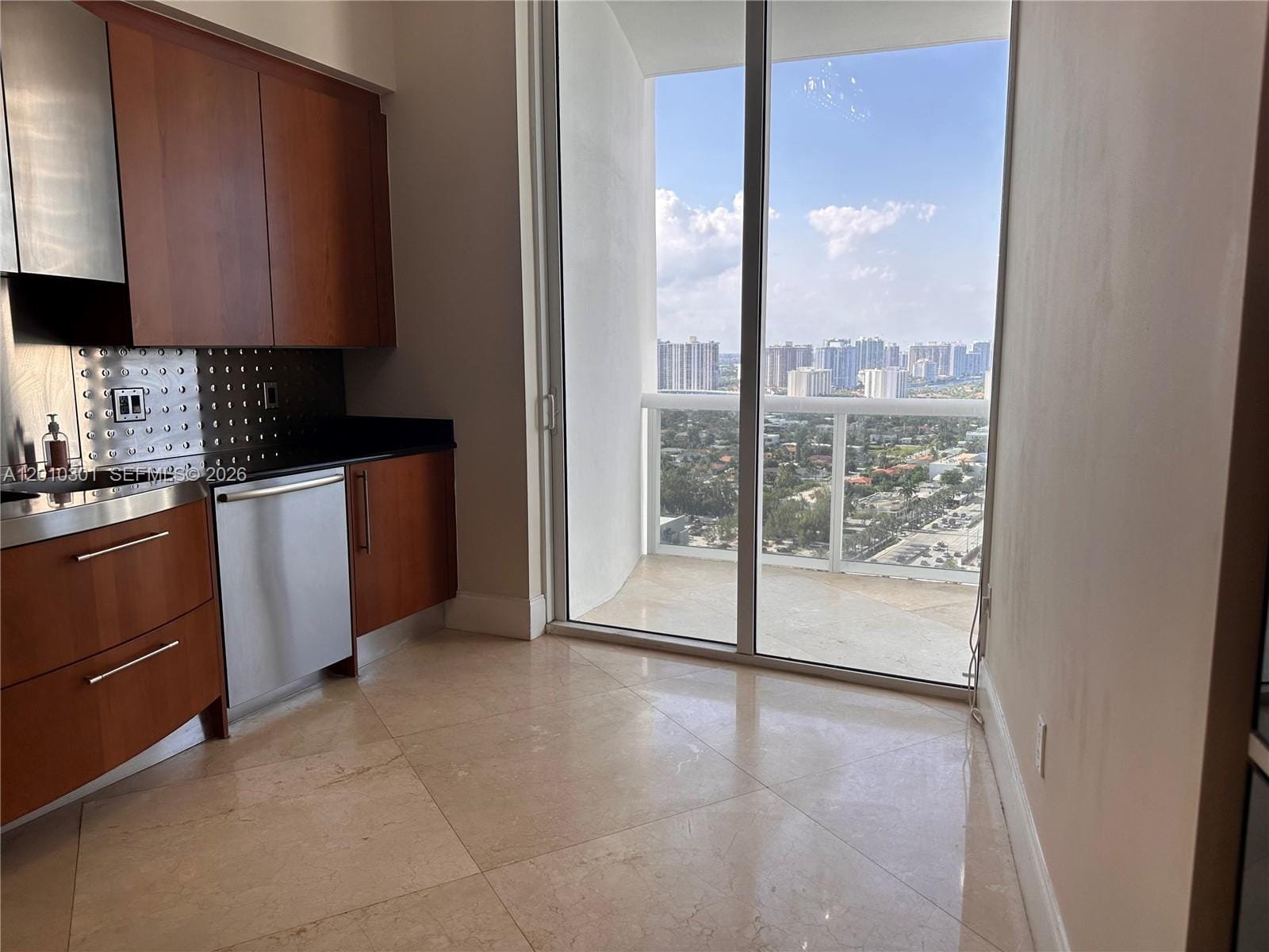 18101 Collins Avenue 3602, Sunny Isles Beach, FL 33160 photo 6