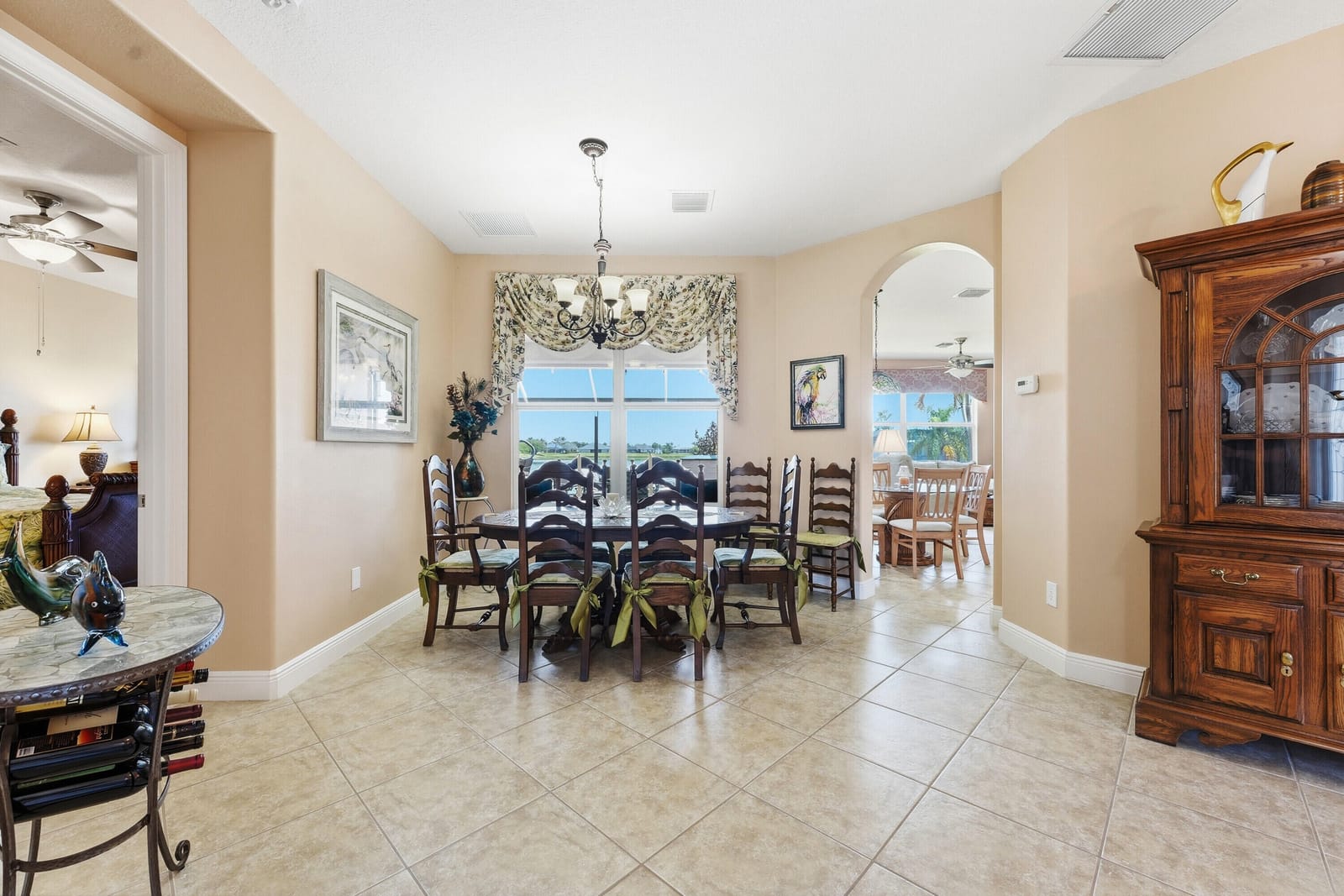 1215 Southlakes Way SW — photo 7