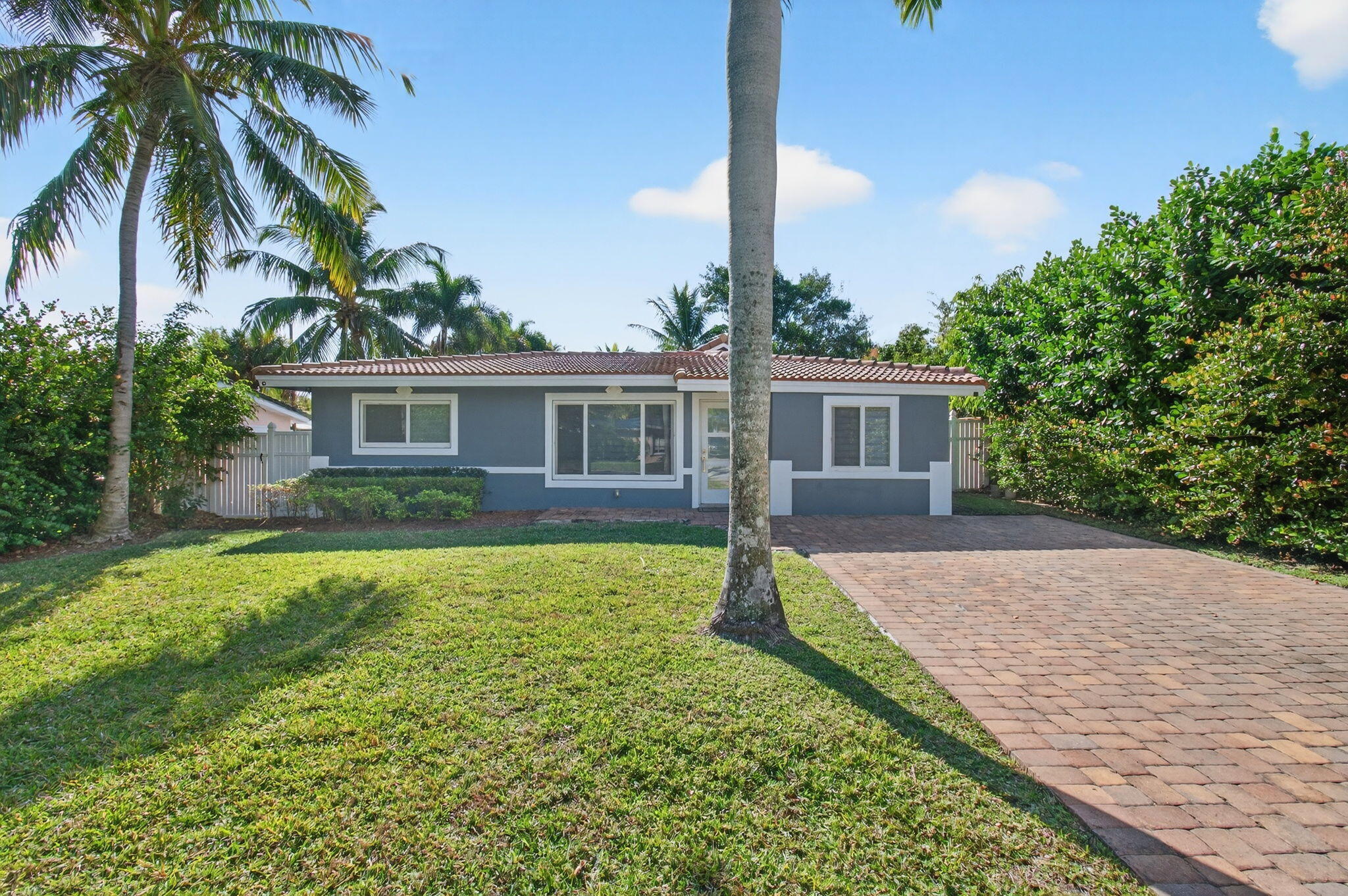 360 SW 2nd Street, Boca Raton, FL 33432 photo 5