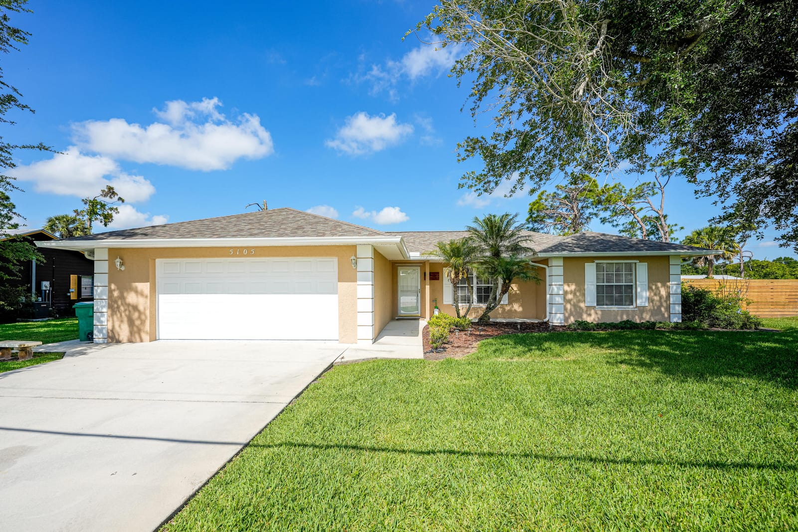 5105 Paleo Pines Circle, Fort Pierce, FL 34951 photo 2