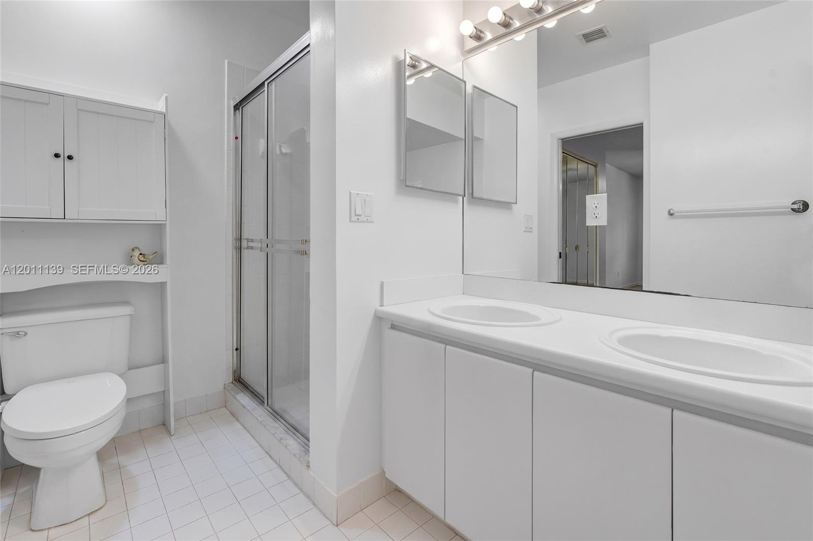 595 Racquet Club Road 7419, Weston, FL 33326 photo 14