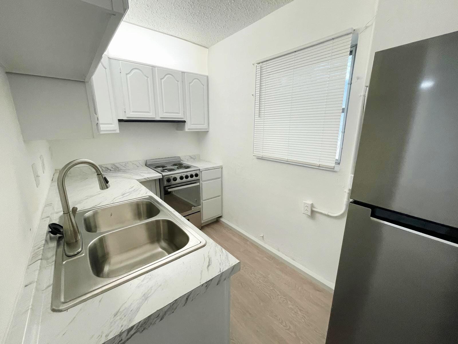 840 NW 33 Street — photo 8