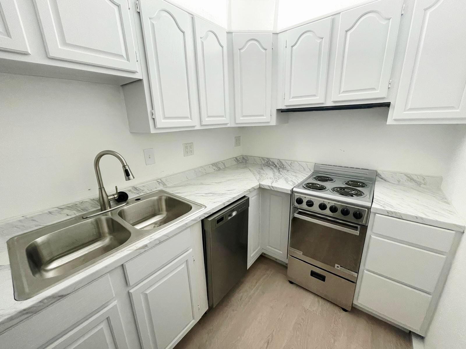 840 NW 33 Street — photo 9
