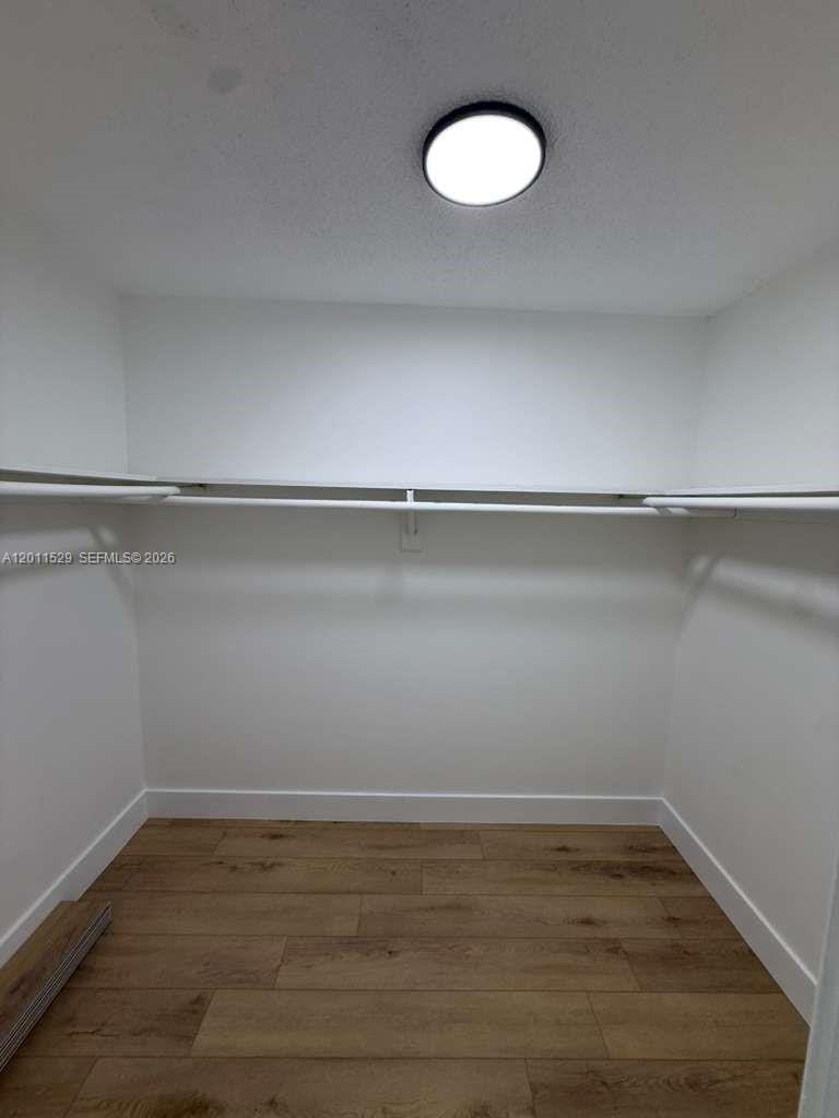 1750 NE 191st Street 508-2 — photo 3