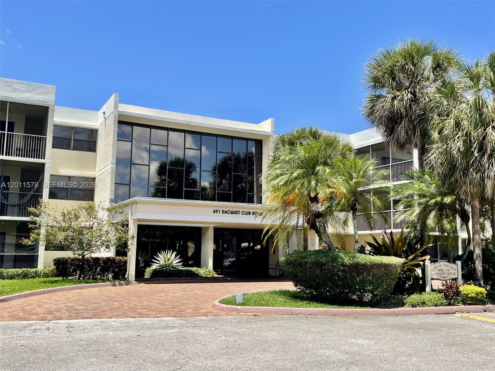 491 Racquet Club Road 303, Weston, FL 33326, Weston
