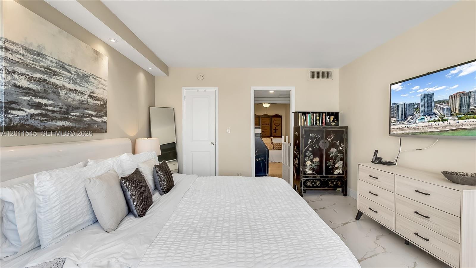 3140 S Ocean Drive 2411, Hallandale Beach, FL 33009 photo 22
