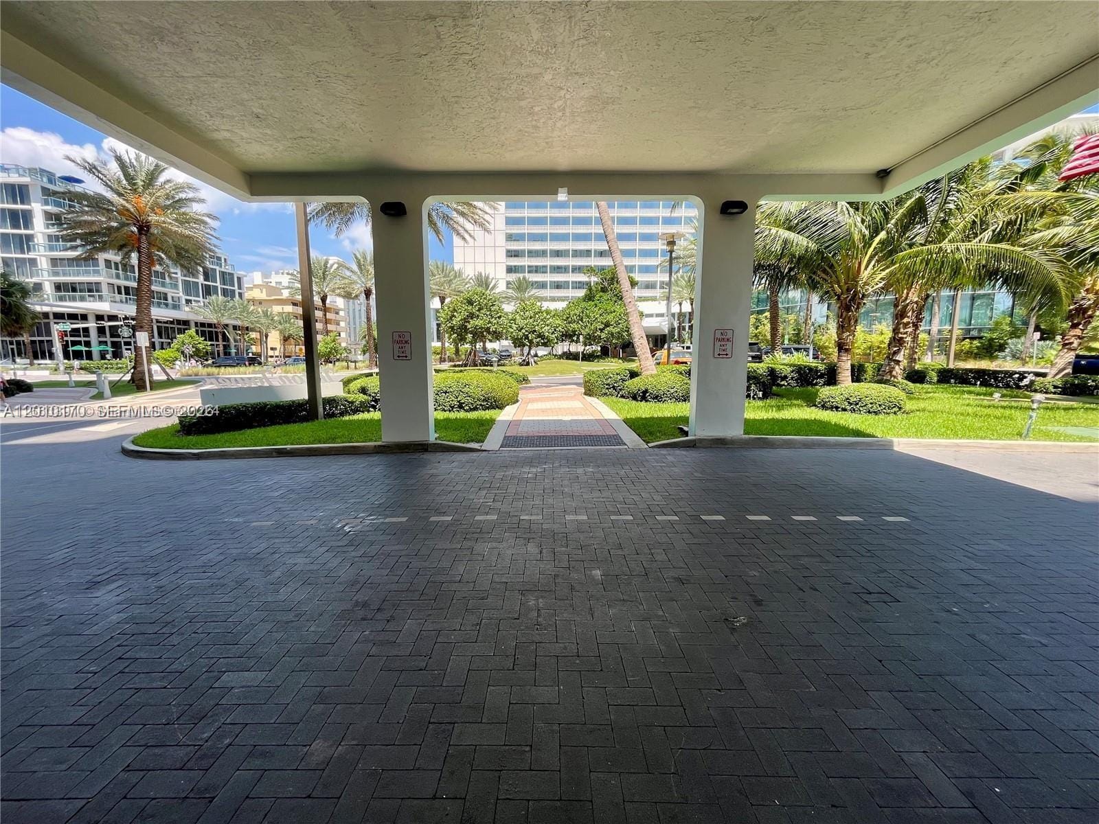 2899 Collins Avenue 724, Miami Beach, FL 33140 photo 15