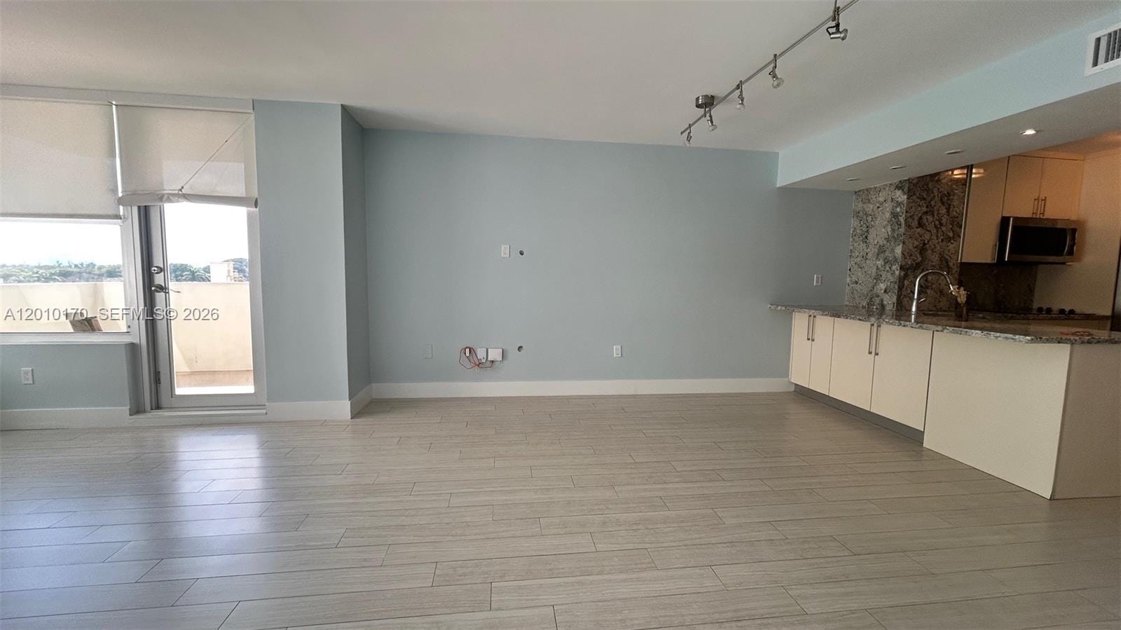 2899 Collins Avenue 724, Miami Beach, FL 33140 photo 5