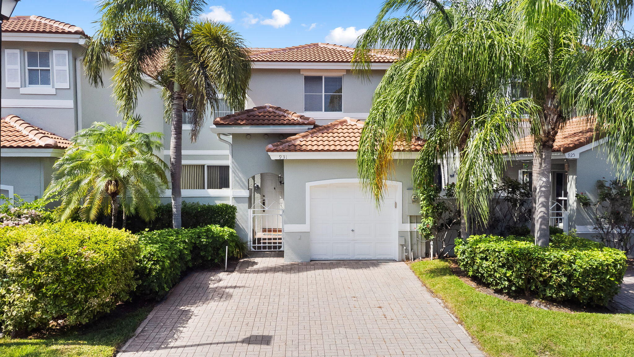 931 Lemonwood Court, Hollywood, FL 33019, Hollywood