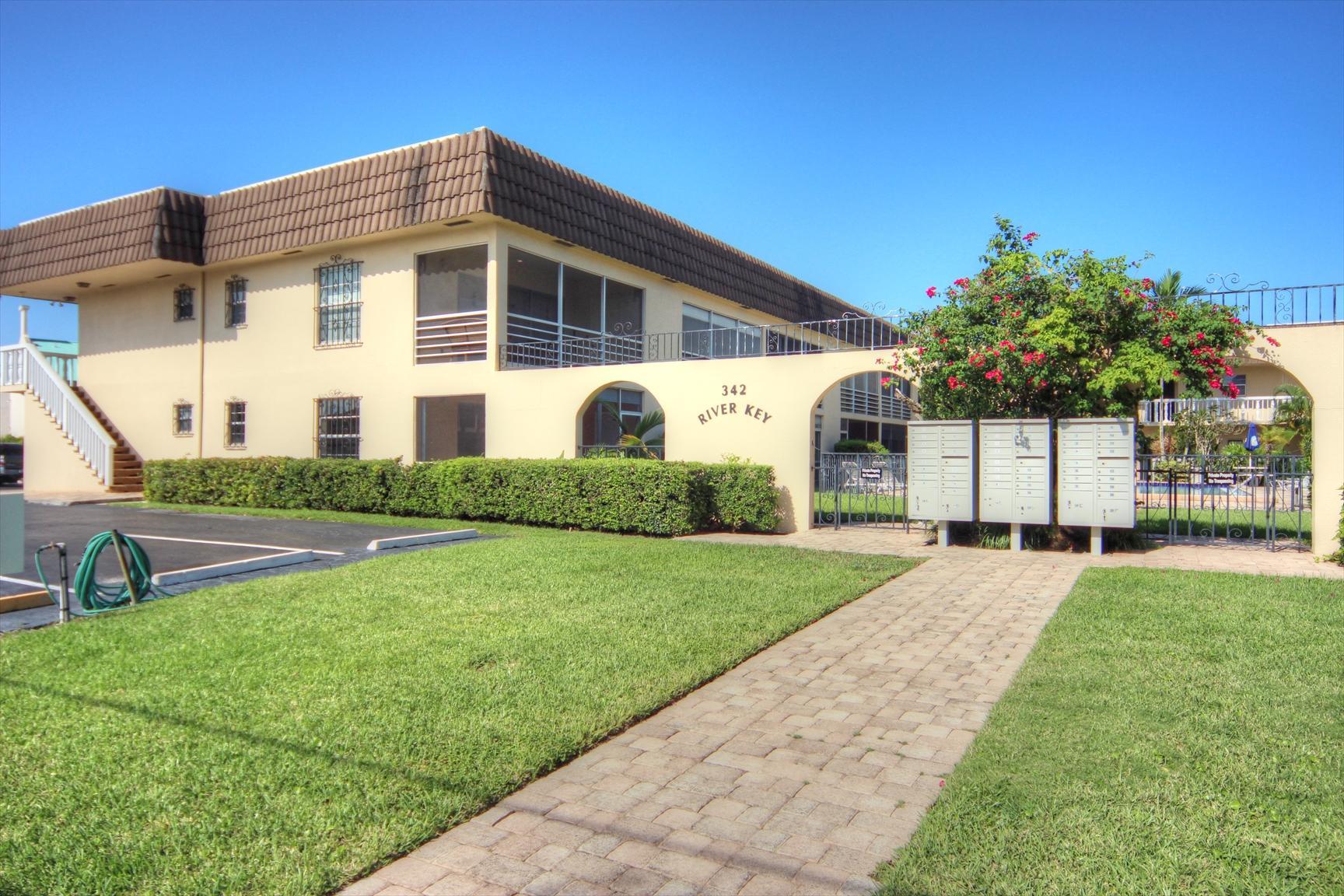 342 Southwind Drive 114, North Palm Beach, FL 33408, North Palm Beach