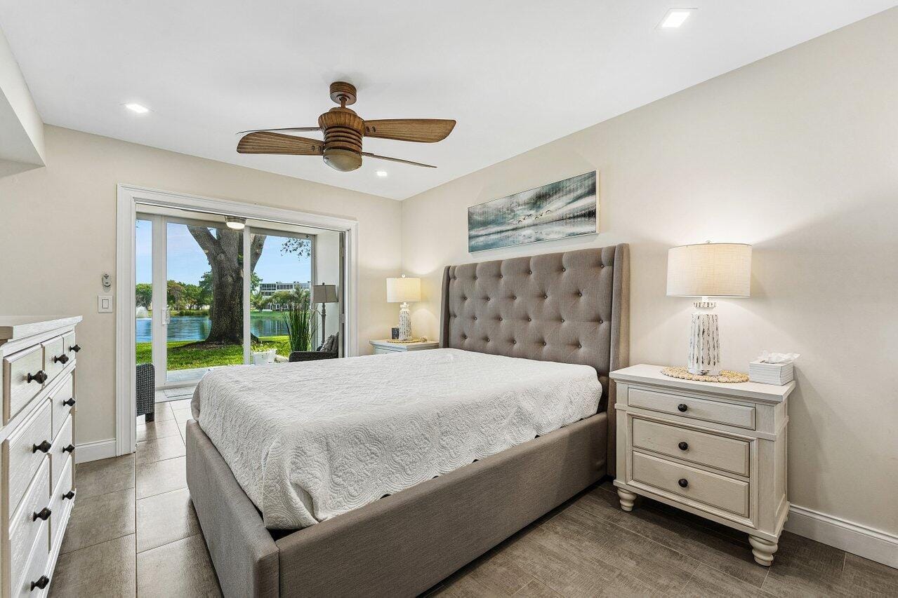 1027 Farnham O 1027, Deerfield Beach, FL 33442 photo 13