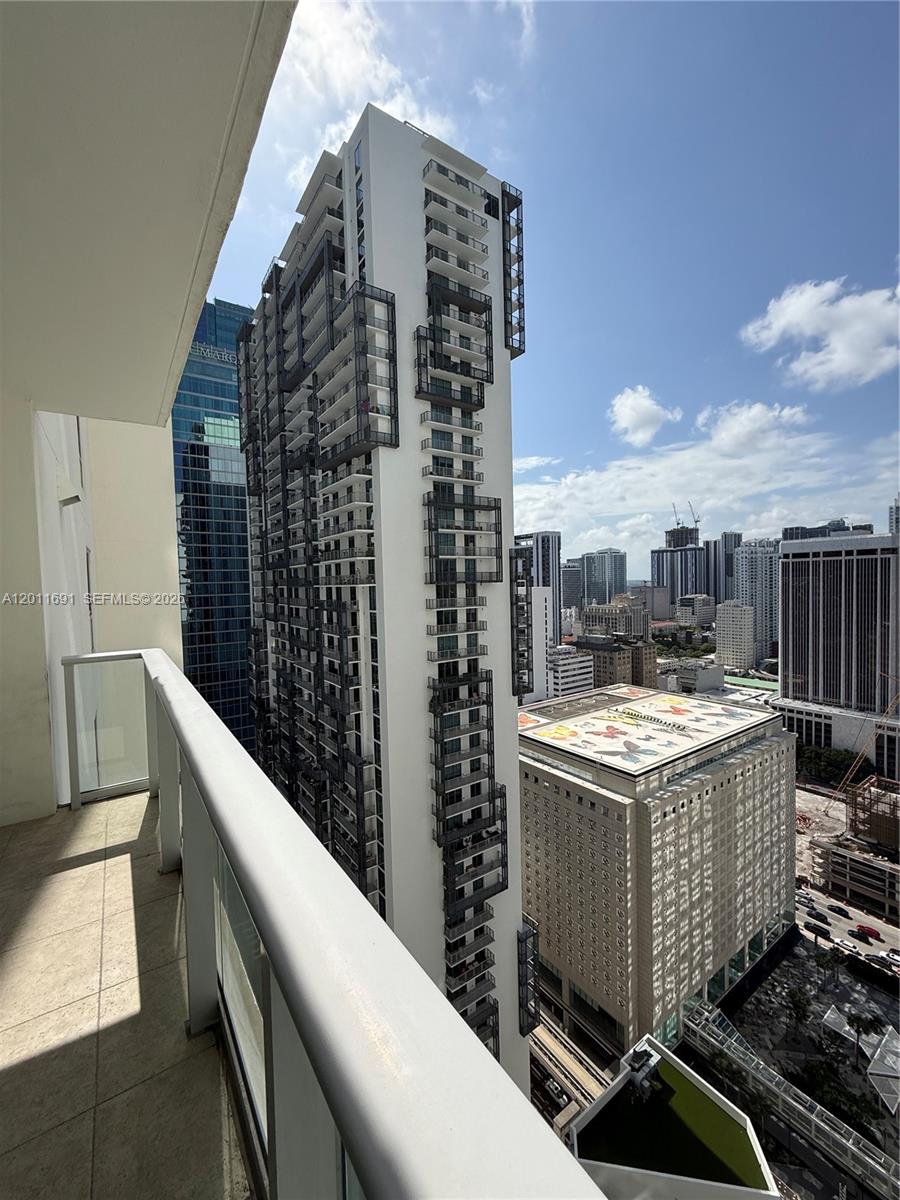 300 S Biscayne Boulevard T2903, Miami, FL 33131, Miami