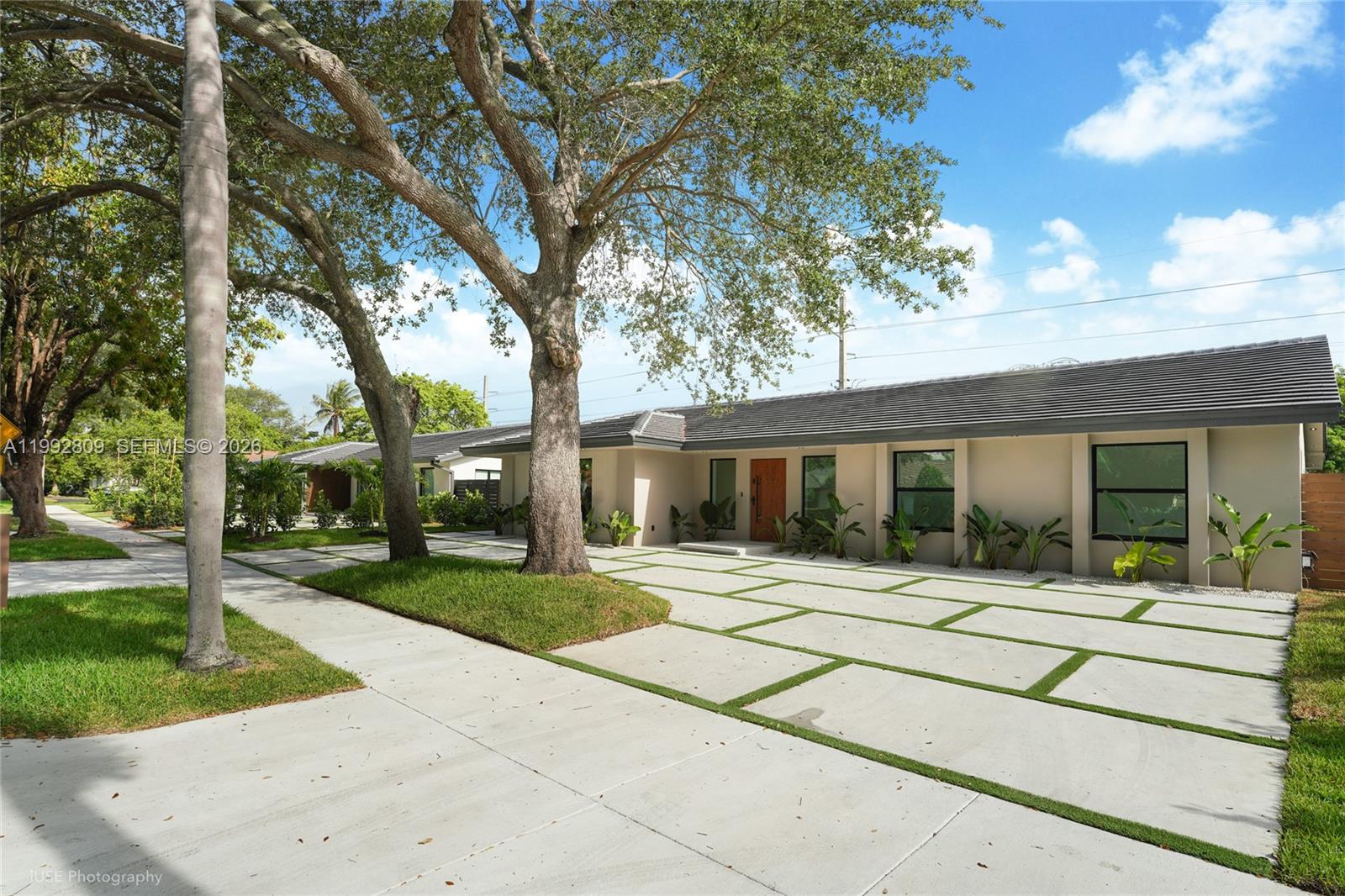 21490 Highland Lakes Boulevard, Miami, FL 33179, Miami