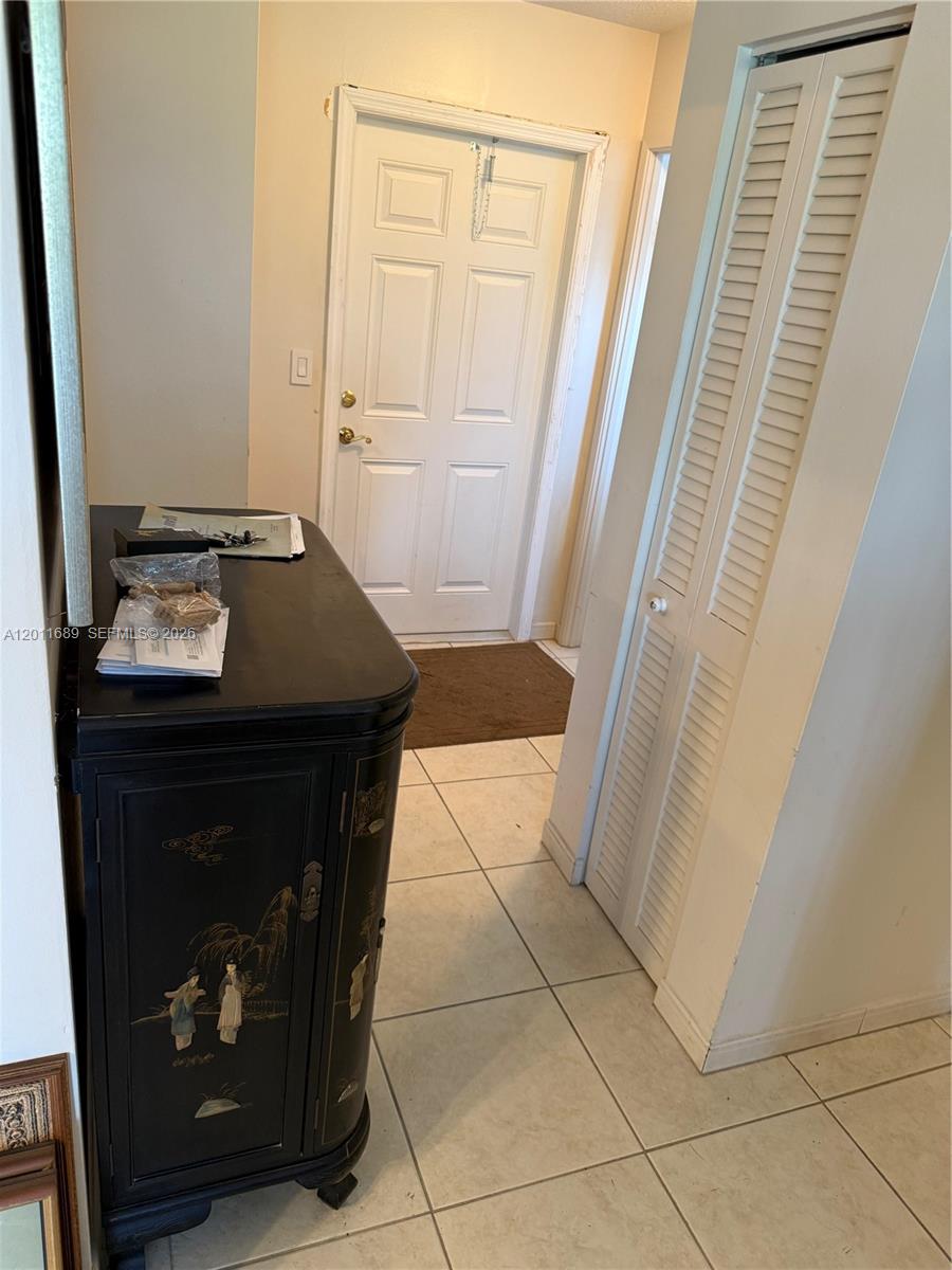 700 NE 14th Avenue 409, Hallandale Beach, FL 33009, Hallandale Beach