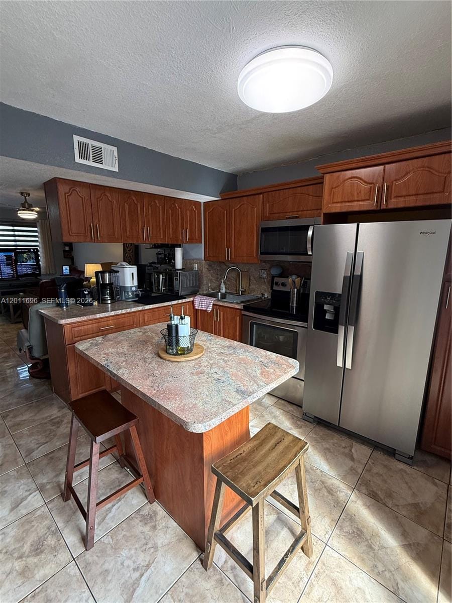 1813 SW 107th Avenue 2408 — photo 2