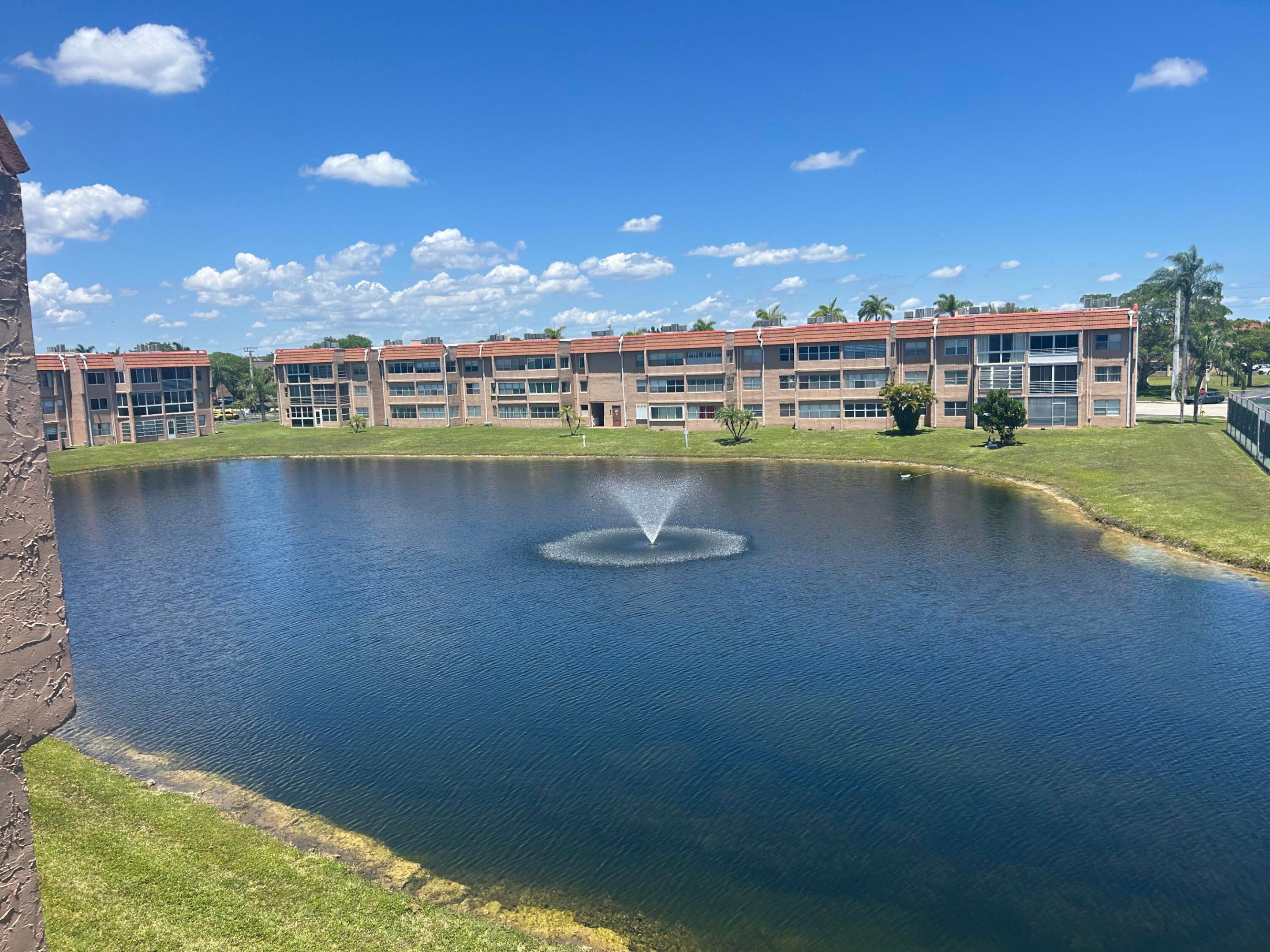 9620 Sunrise Lakes Boulevard 304, Sunrise, FL 33322, Sunrise