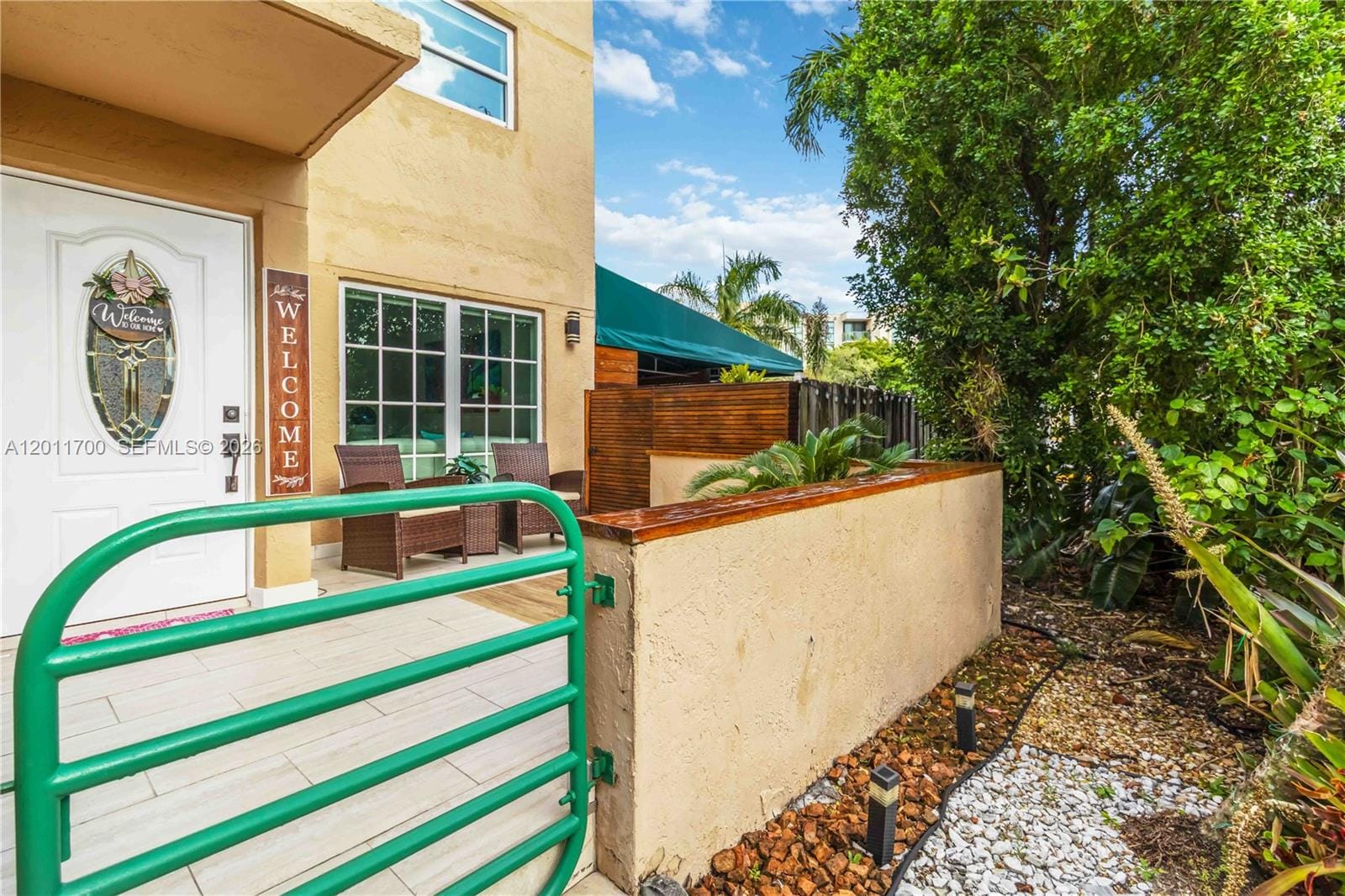 11880 SW 19th Lane 165 — photo 3