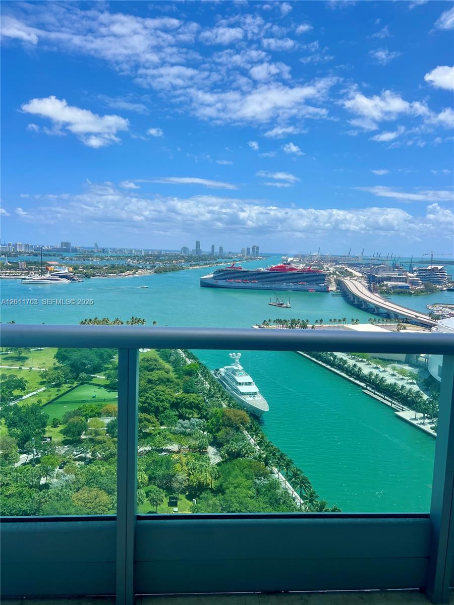900 Biscayne Boulevard 2904, Miami, FL 33132, Miami