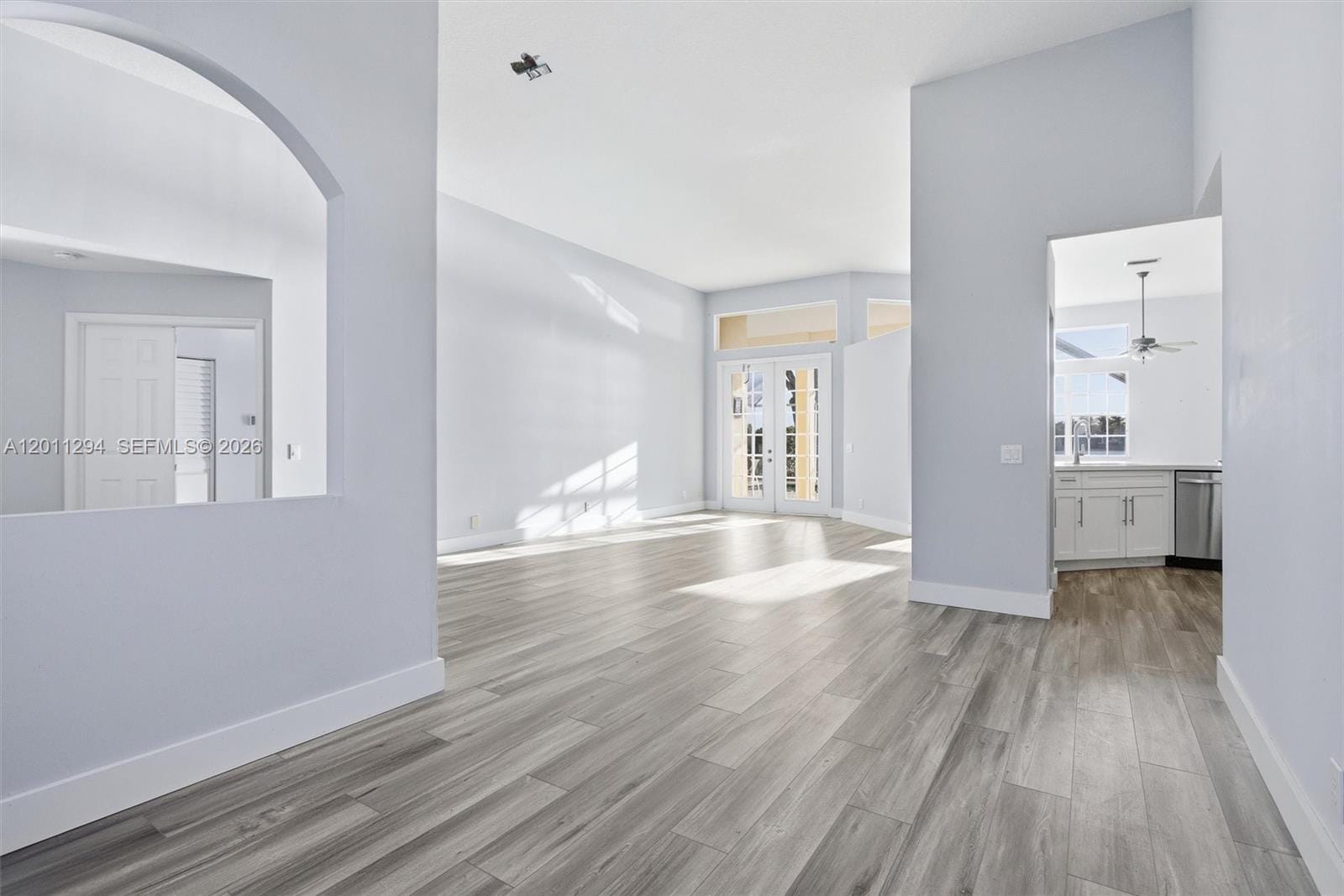 727 Lake Boulevard, Weston, FL 33326 photo 10