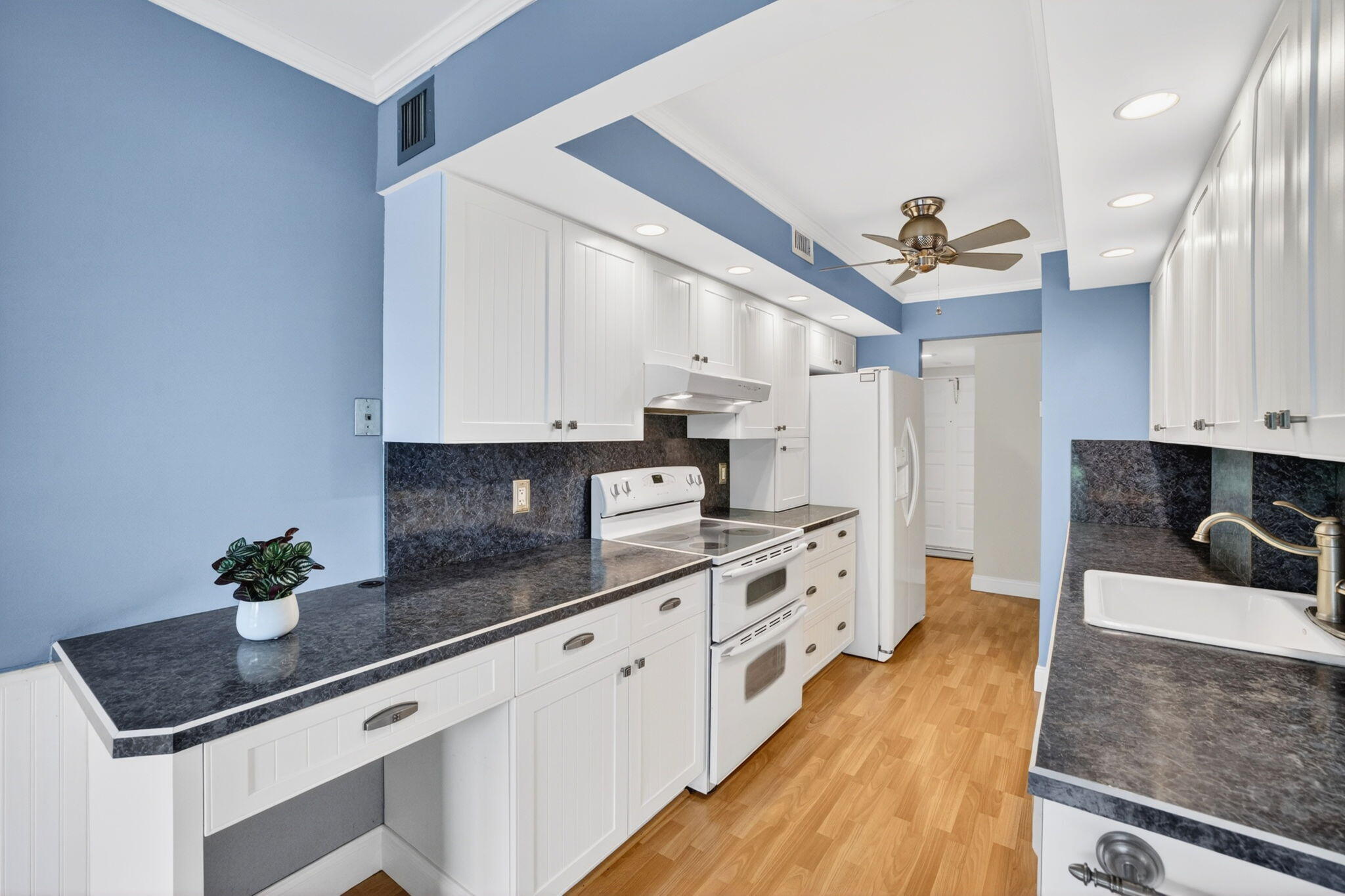 1410 Sheridan Street 19i, Hollywood, FL 33020 photo 29