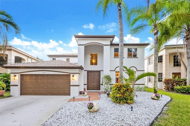 4394 Fox Ridge Drive, Weston, FL 33331