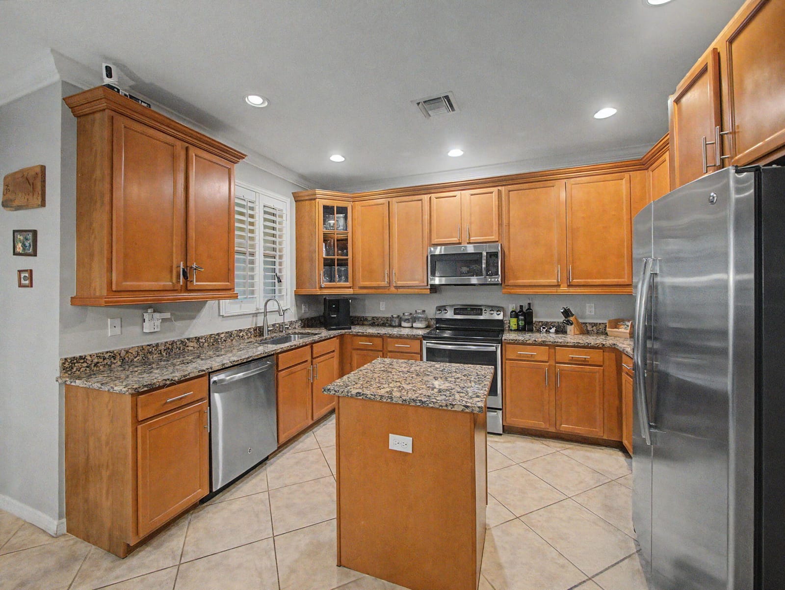 4560 Mediterranean Circle — photo 11