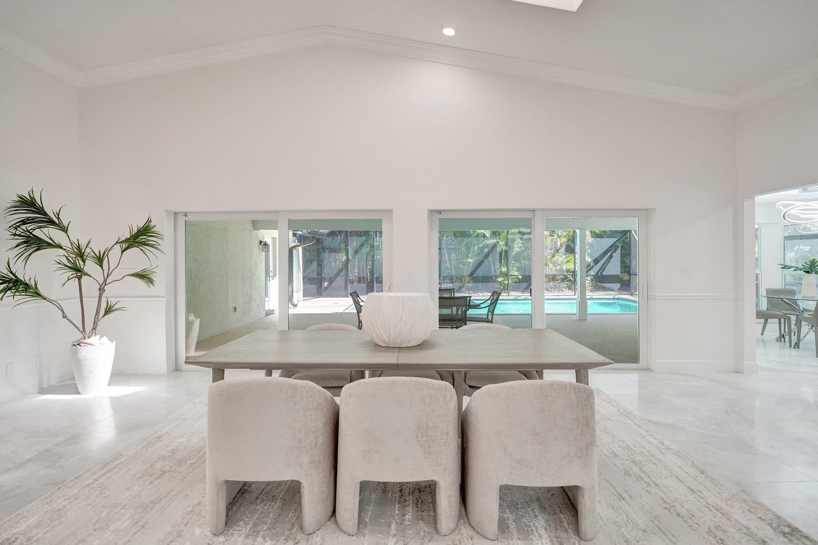 2401 NW 39th Street — photo 11