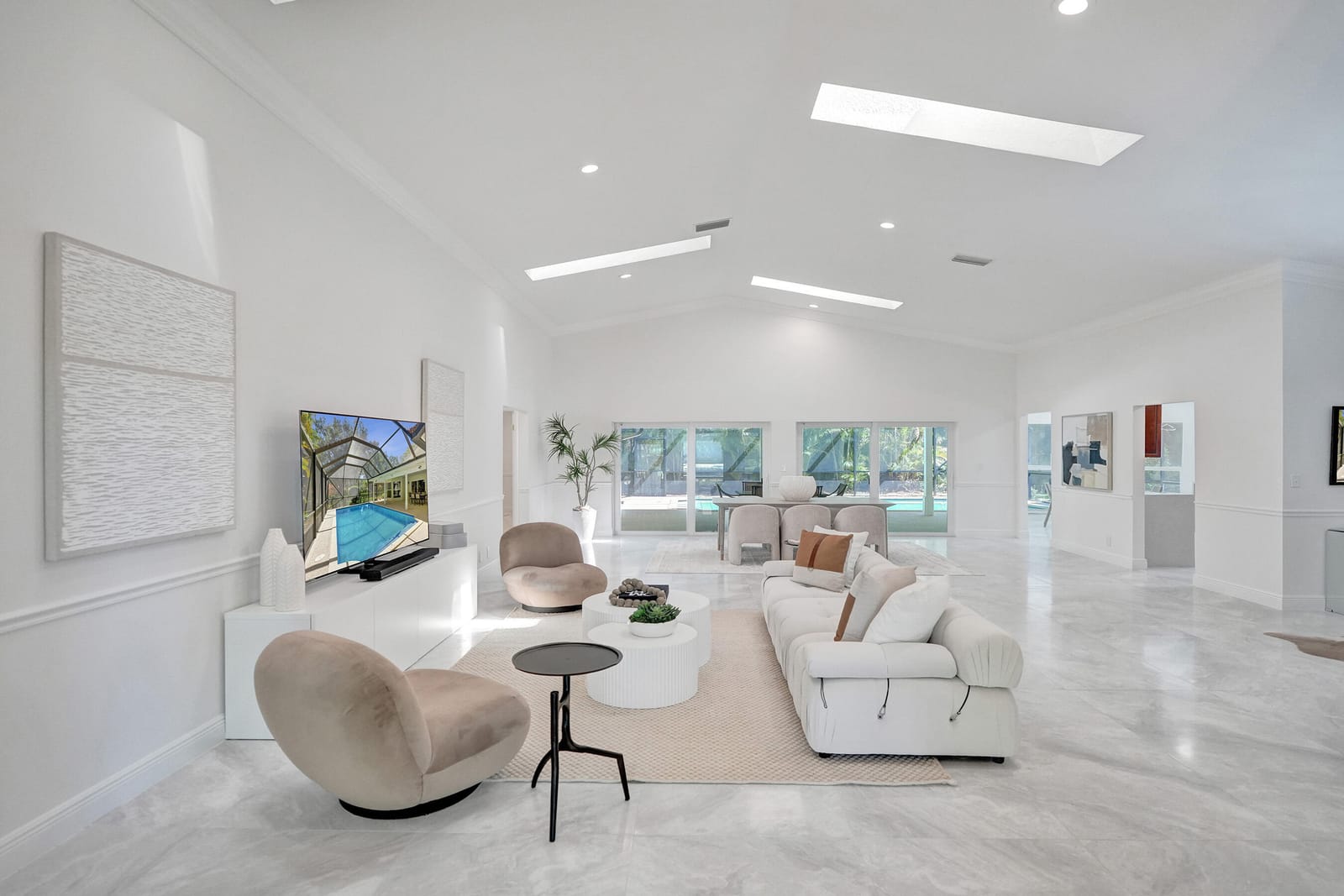 2401 NW 39th Street — photo 5