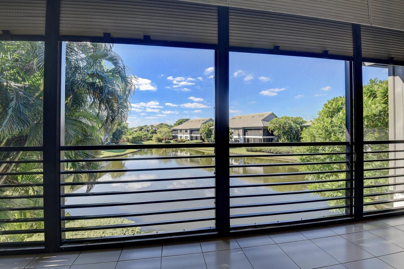 21174 Clubside Drive C, Boca Raton, FL 33434 photo 2
