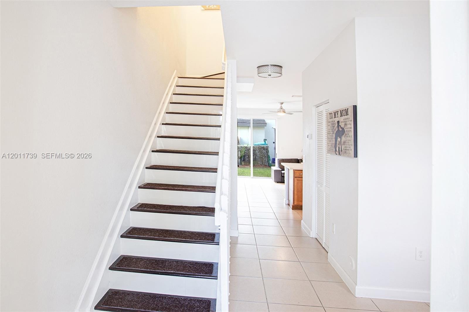 132 SE 28th Place 7 — photo 3