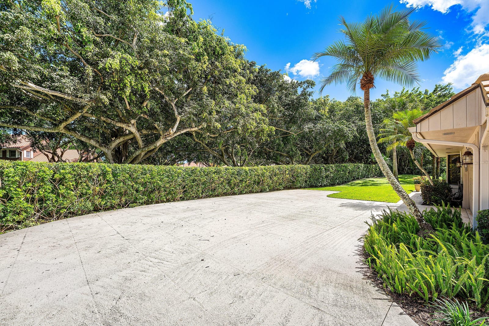 6 Tarrington Circle, Palm Beach Gardens, FL 33418 photo 5
