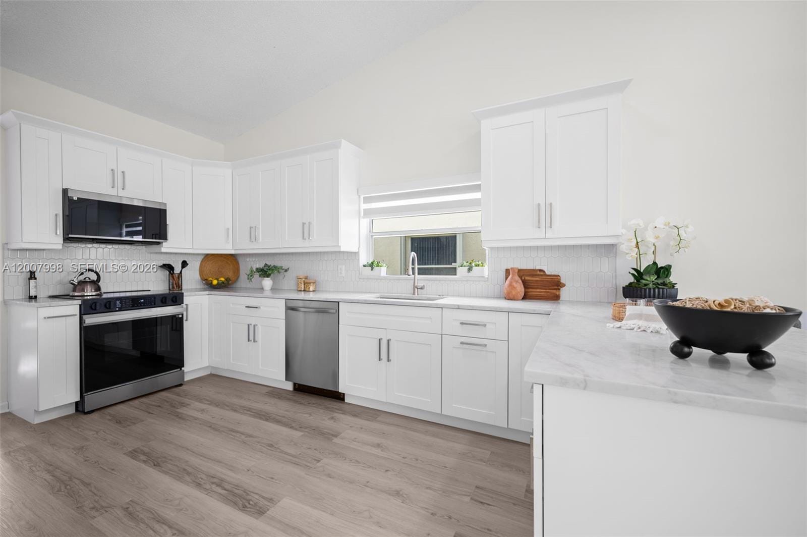 131 NW 187th Avenue, Pembroke Pines, FL 33029 photo 13