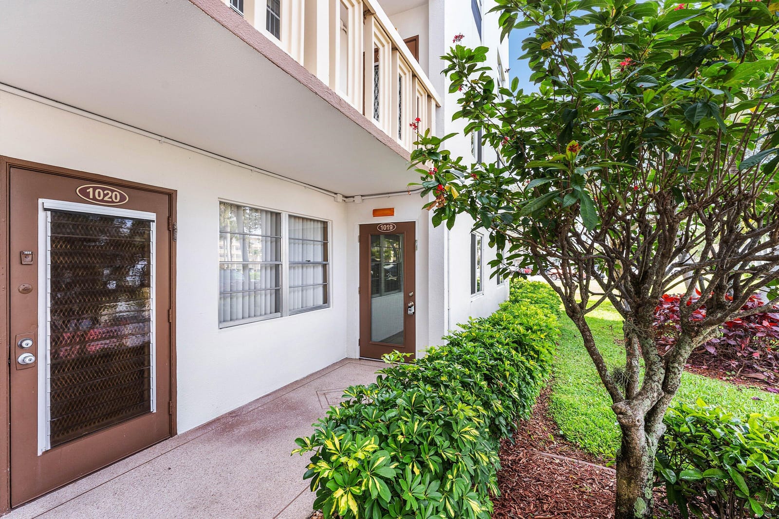 1019 Guildford B, Boca Raton, FL 33434 photo 4