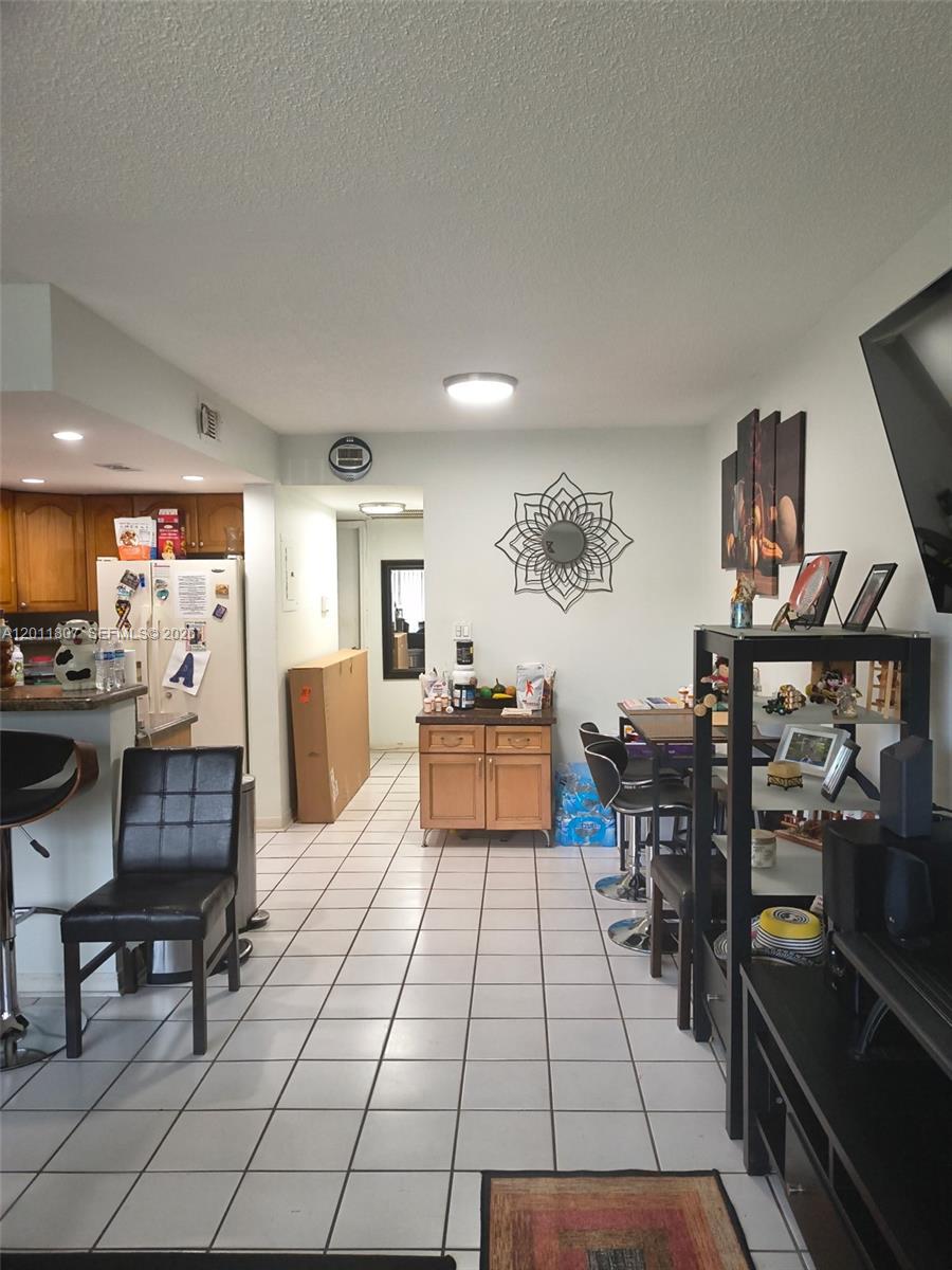 650 NW 86th Place 3101, Miami, FL 33126, Miami