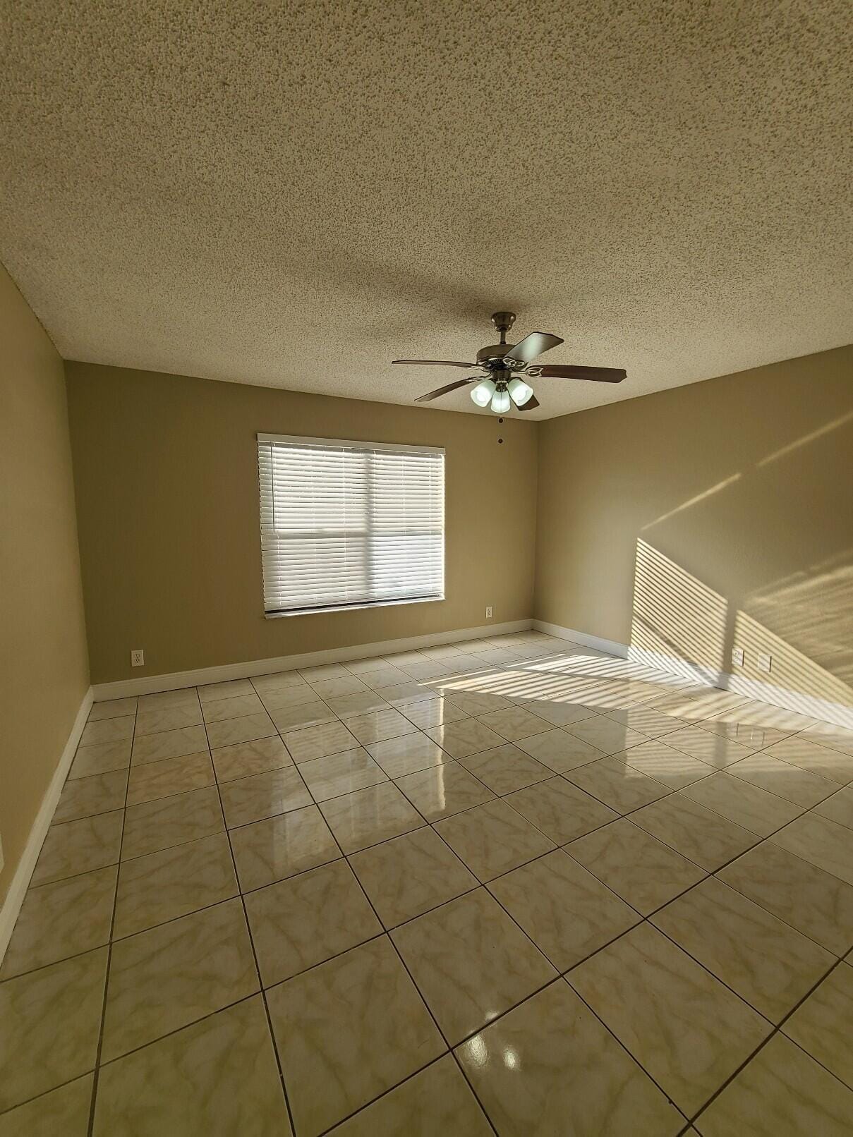 1461 Windorah Way G — photo 11