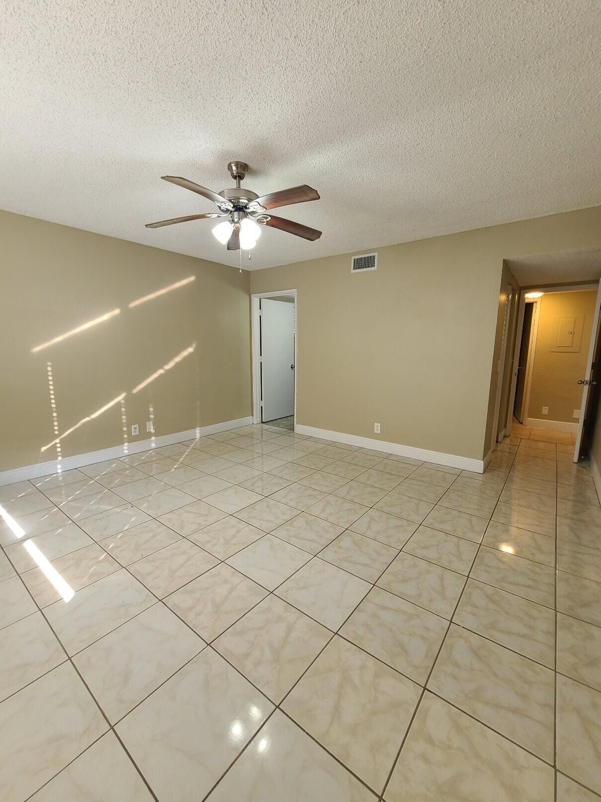 1461 Windorah Way G — photo 12