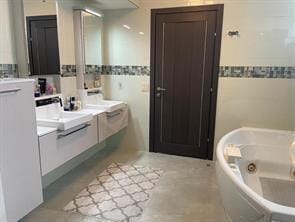 17555 Collins Avenue 806, Sunny Isles Beach, FL 33160 photo 8