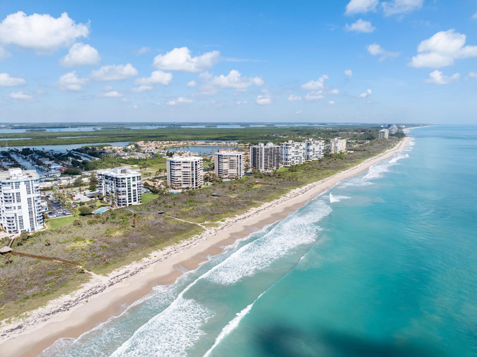 2801 N Hwy A1a Apt E — photo 1