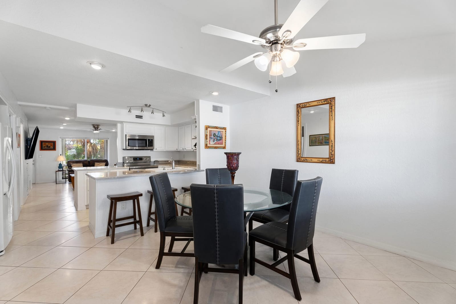 2801 N Hwy A1a Apt E — photo 12
