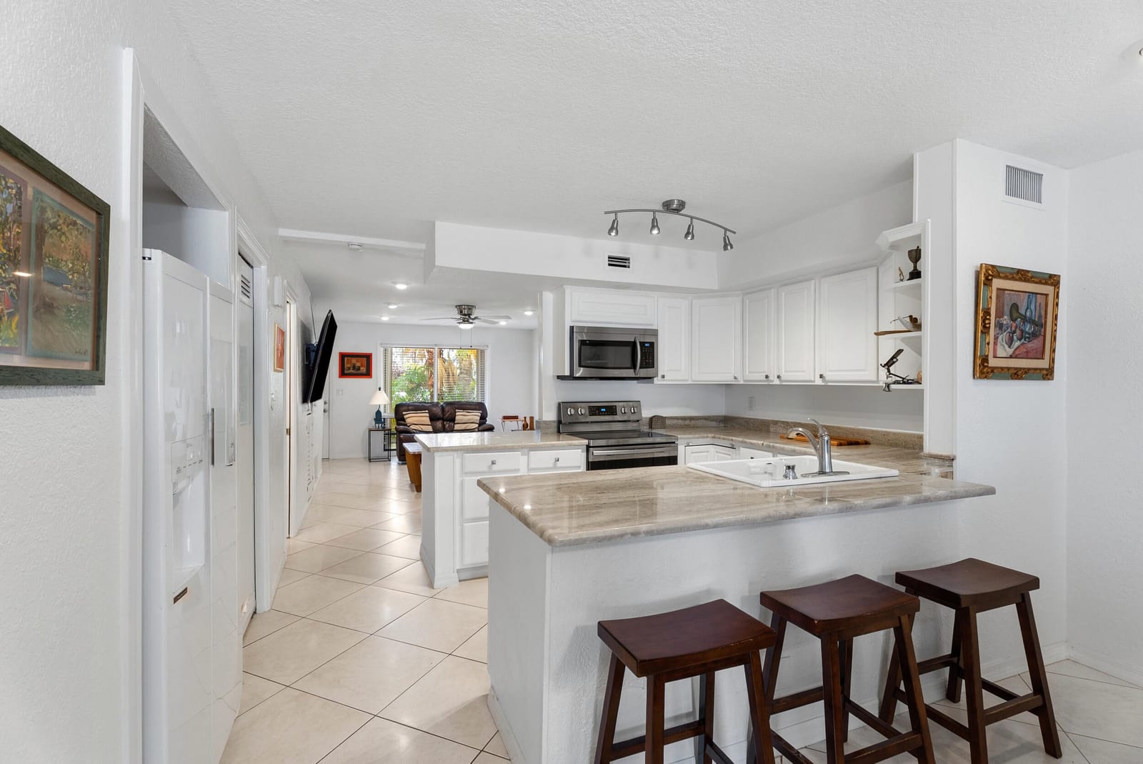 2801 N Hwy A1a Apt E — photo 4