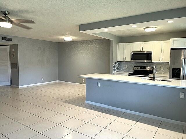 580 High Point Drive B, Delray Beach, FL 33445 photo 5